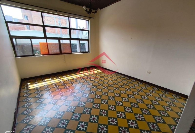 Foto de Casa en arriendo Buenos Aires Medellín — foto 2